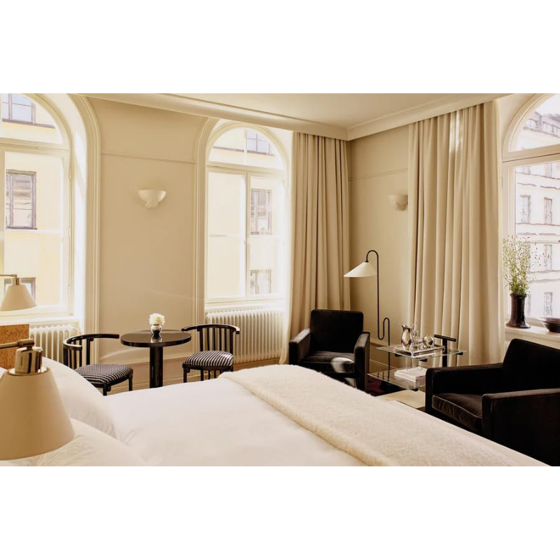 A Warm Welcome: Luxury Hotels & Resorts - Image 2